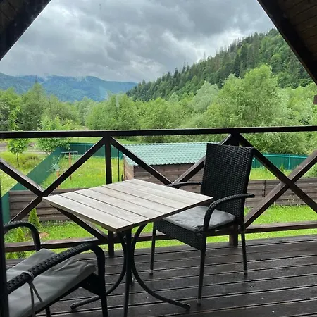 Lodge Veranda *
