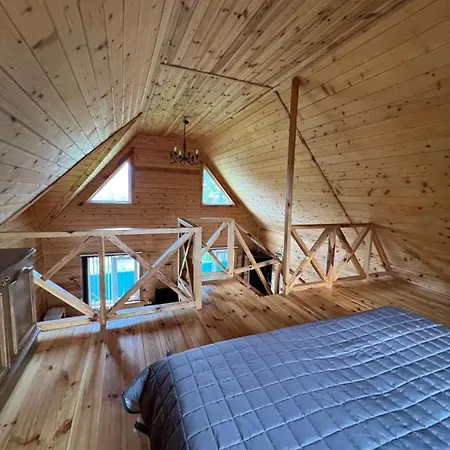 Lodge Veranda Mykulychyn