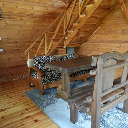 Veranda Деревянный коттедж *