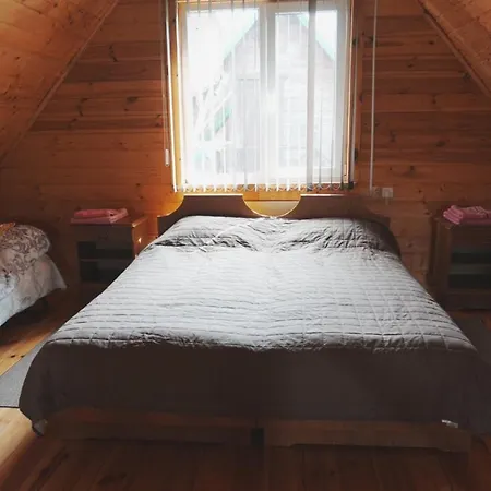 Lodge Veranda Mykulychyn