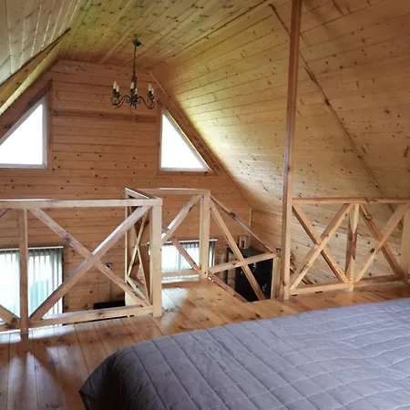 Деревянный коттедж Veranda