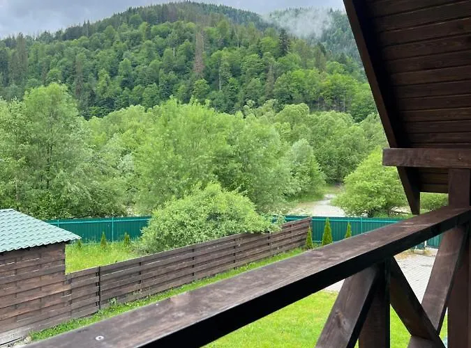 Jaktstuga Veranda Mykulytjyn