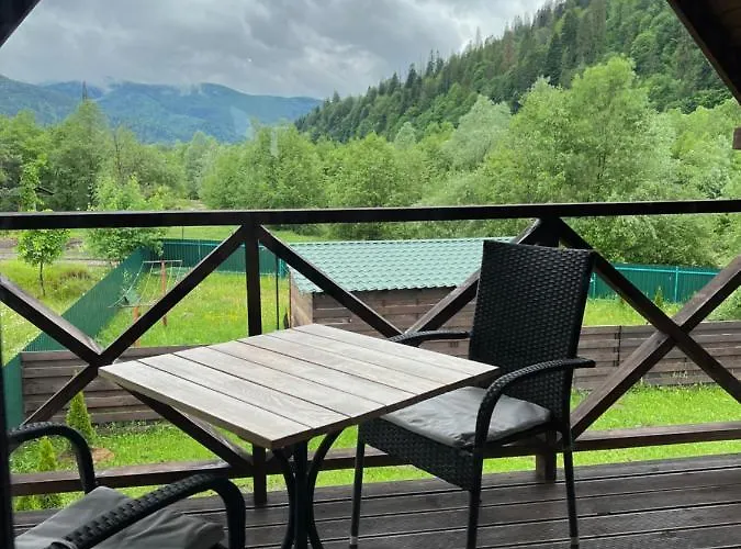 Lodge Veranda *